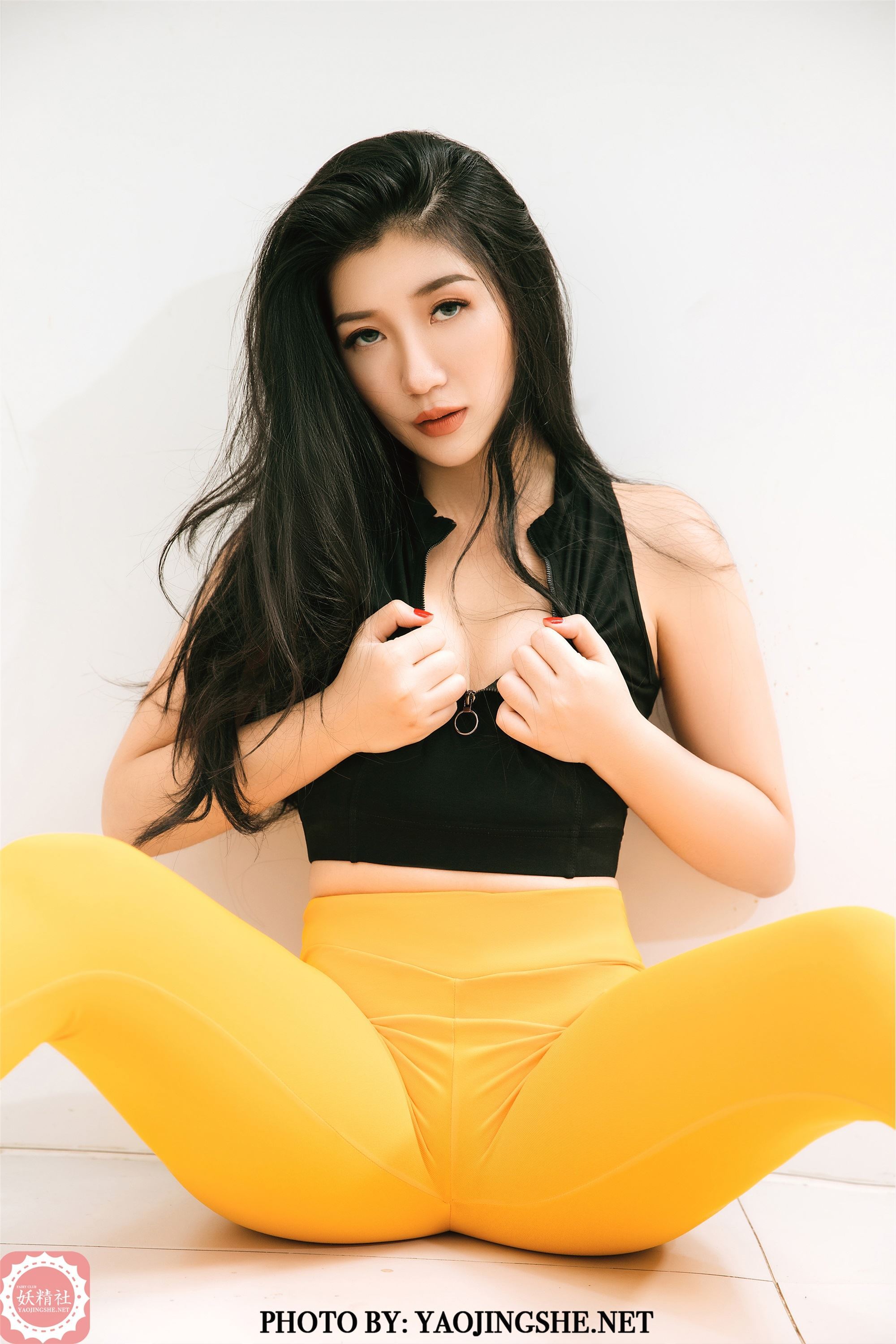 YAOJINGSHE 妖精社 V2012《秋韵-健身蜜桃》